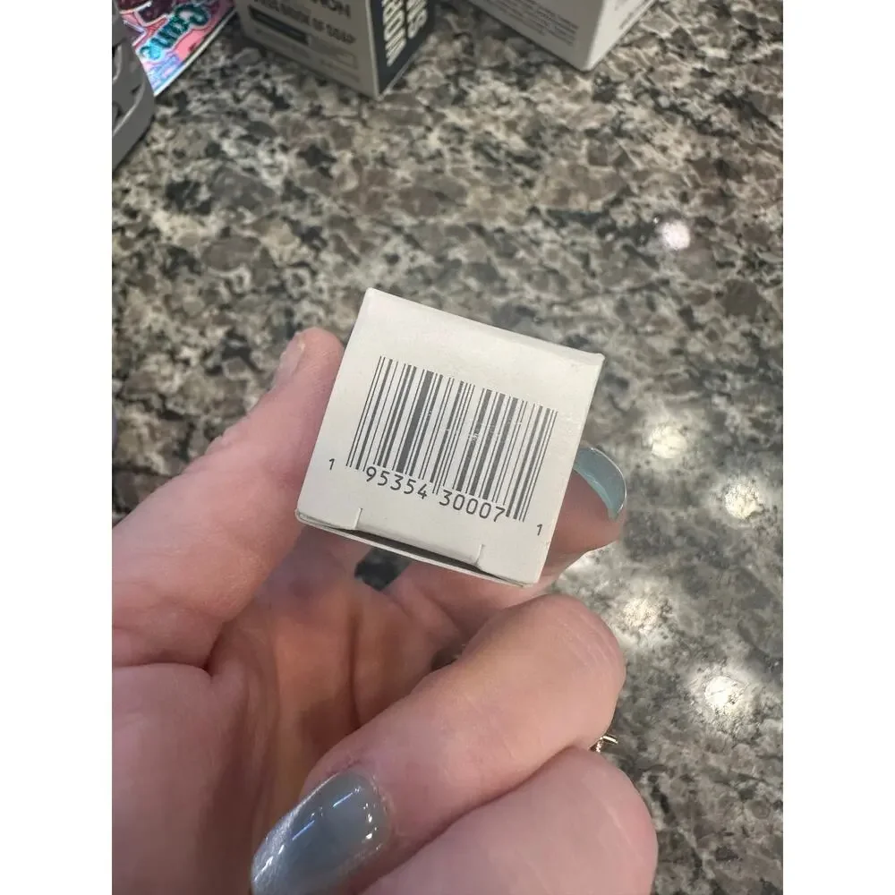 Full size matte liquid shadow in taupe color  BNIB